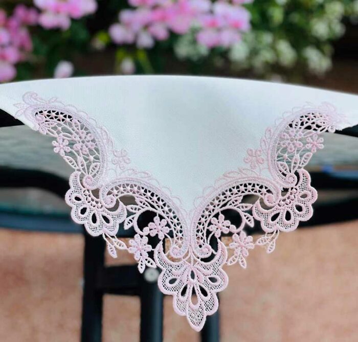 lace napkin